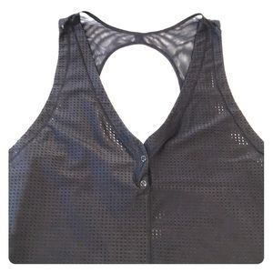 Lululemon jersey tank size 6. Black